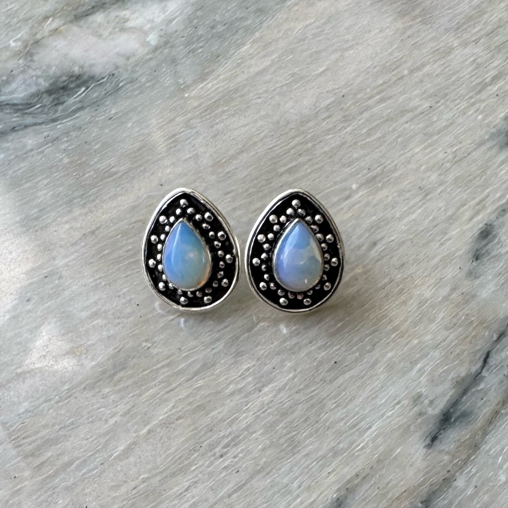 NWOT Sundance Shimmering Rain Earrings, Opalite, Sterling Silver